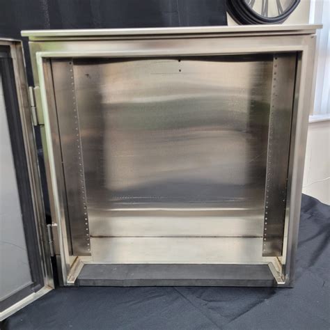 metal enclosure fabricators in chicago|Metal & Nema Enclosures Illinois .